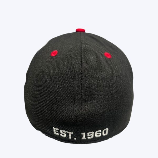 Casquette new era 3930 noir et rouge - Image 3