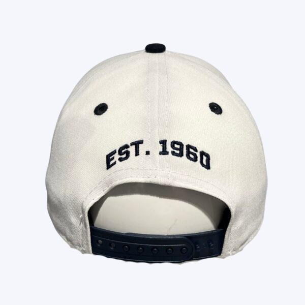 Casquette new era 940 marine et blanche - Image 3
